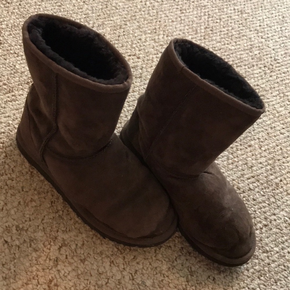 Authentic girls UGGS
